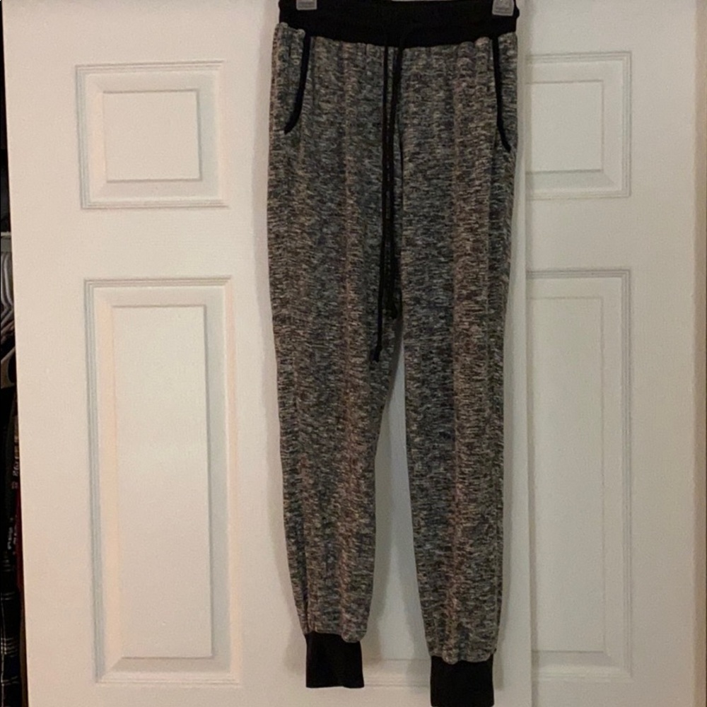 Lightweight Sweatpants